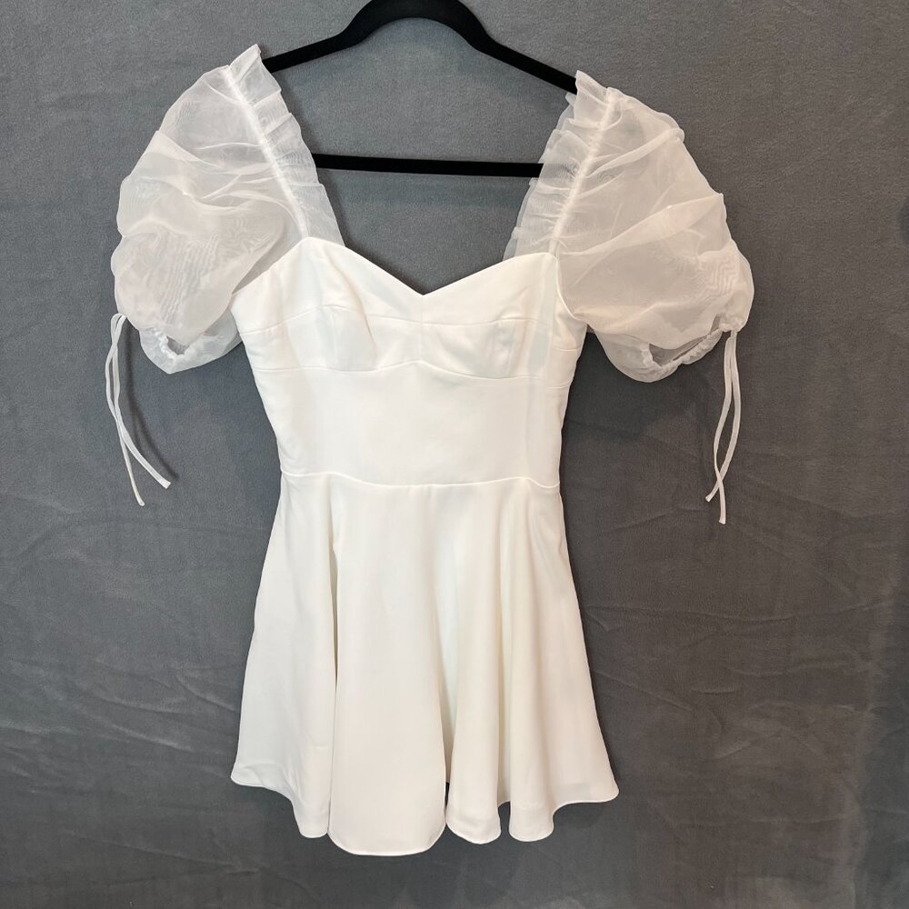 Amanda Uprichard sz Small Lovely Dress white Bridal Graduation - Picture 2 of 6